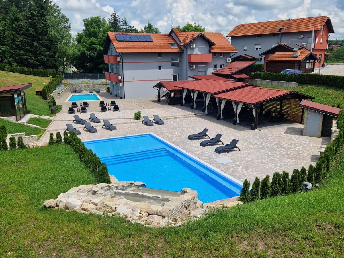 Plitvice Palace Grabovac  Exterior photo