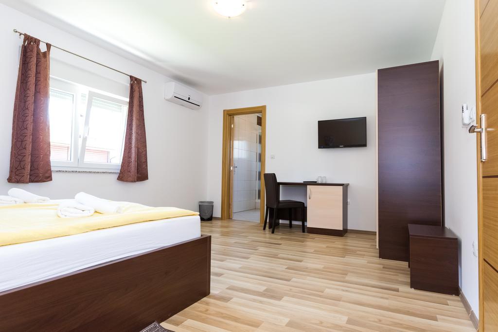 Plitvice Palace Grabovac  Exterior photo